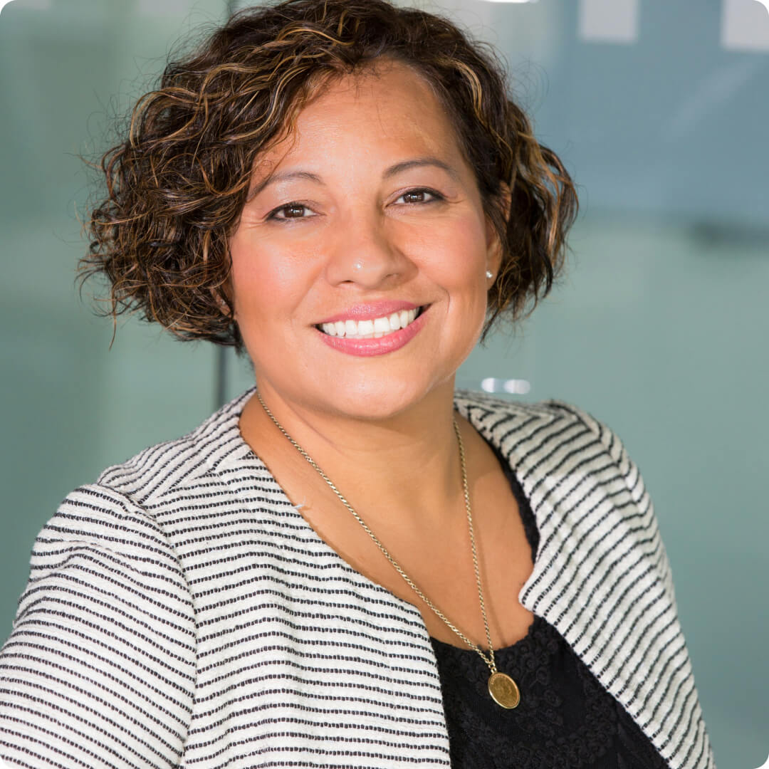 Headshot of Sophia Bennett